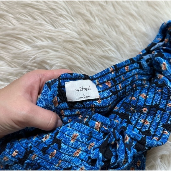 ARITZIA Wilfred Smocked Blouse In Baltic Sea - Picture 7 of 8